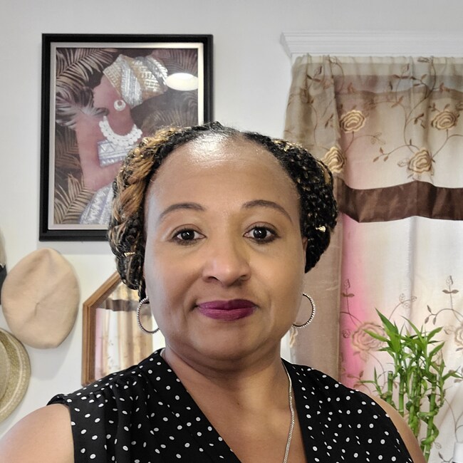 Leonie Myers, Real Estate Agent in Waterbury, CT