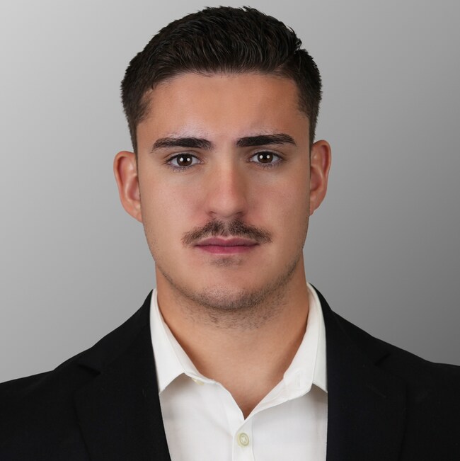 Agent Photo