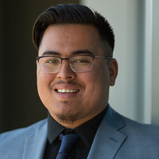 Agent Photo
