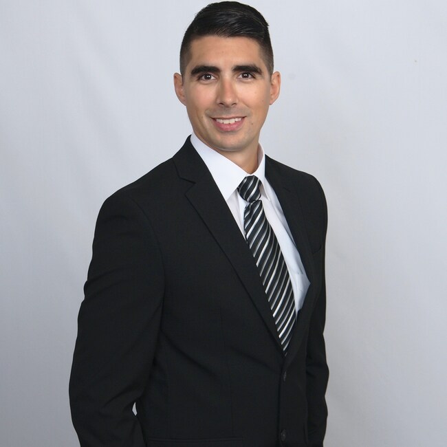 Agent Photo