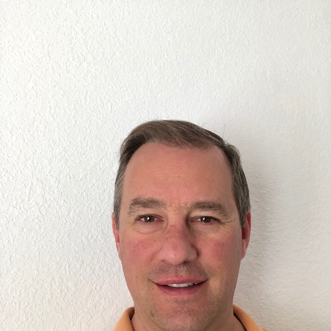 Agent Photo