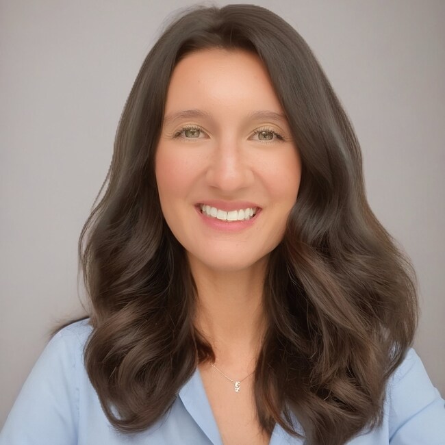 Madison Ventresca Real Estate Agent - Higgins Group Real Estate