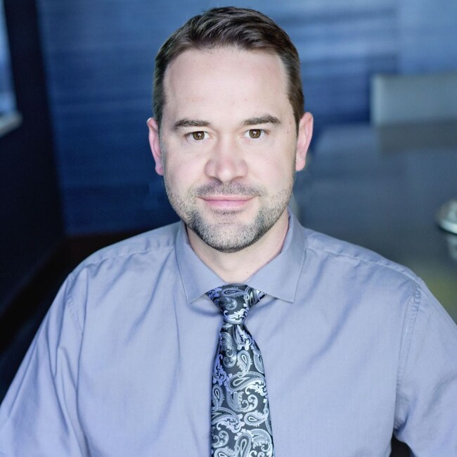 Agent Photo