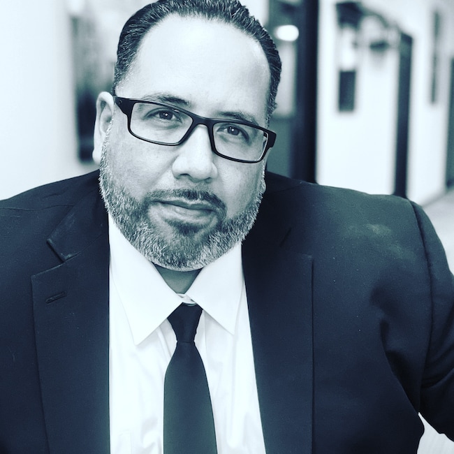 Agent Photo