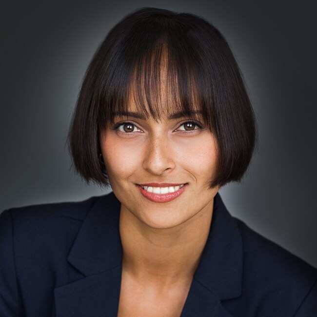 Agent Photo