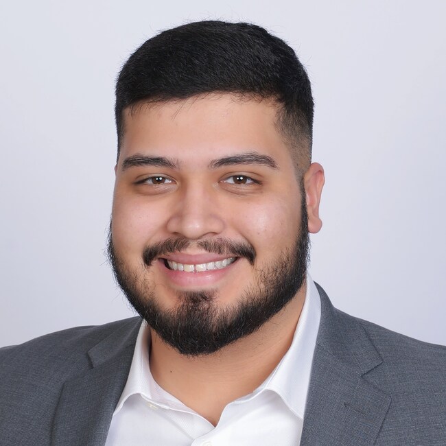Agent Photo