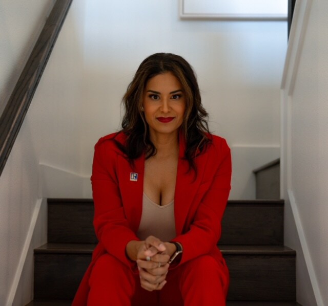 Agent Photo