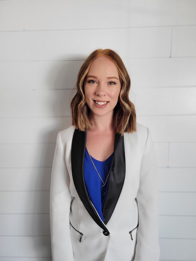 Agent Photo
