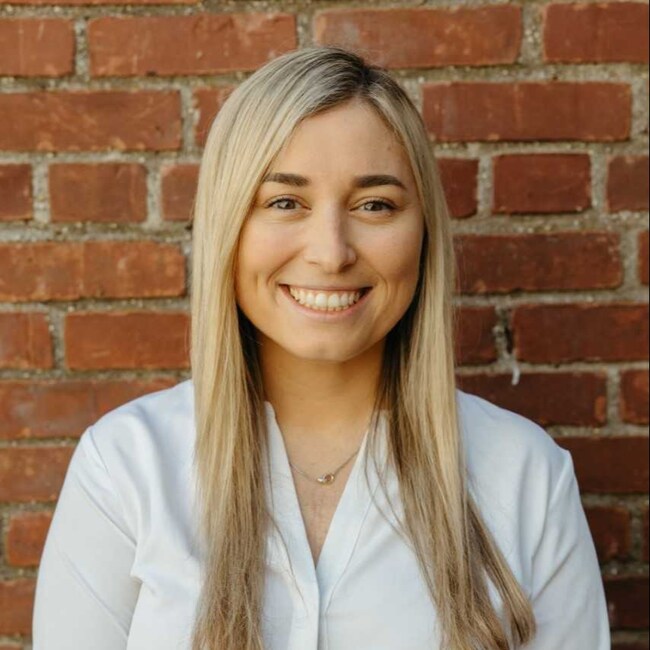 Danielle McMullan Real Estate Agent - Signature Premier Properties