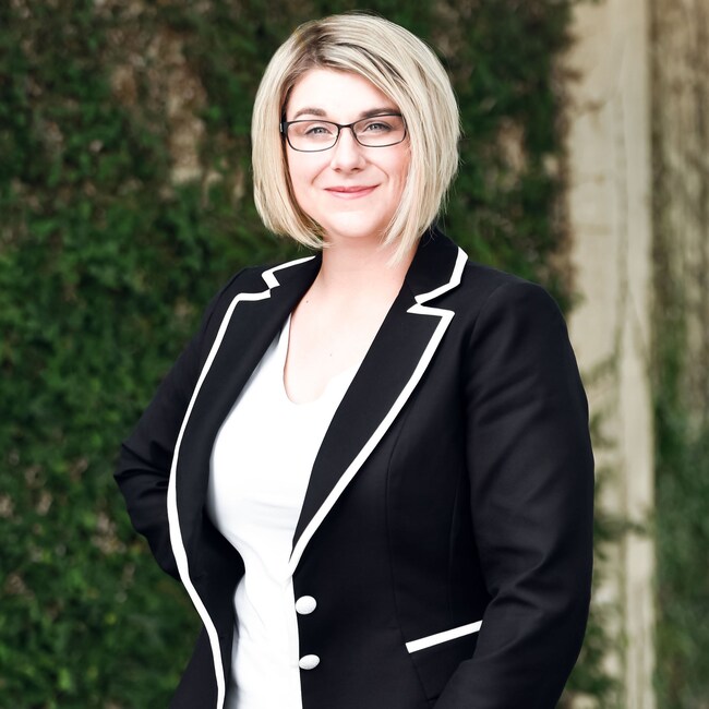 Agent Photo