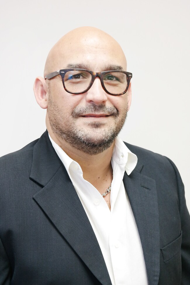 Alexander Hernandez