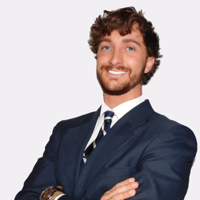Agent Photo