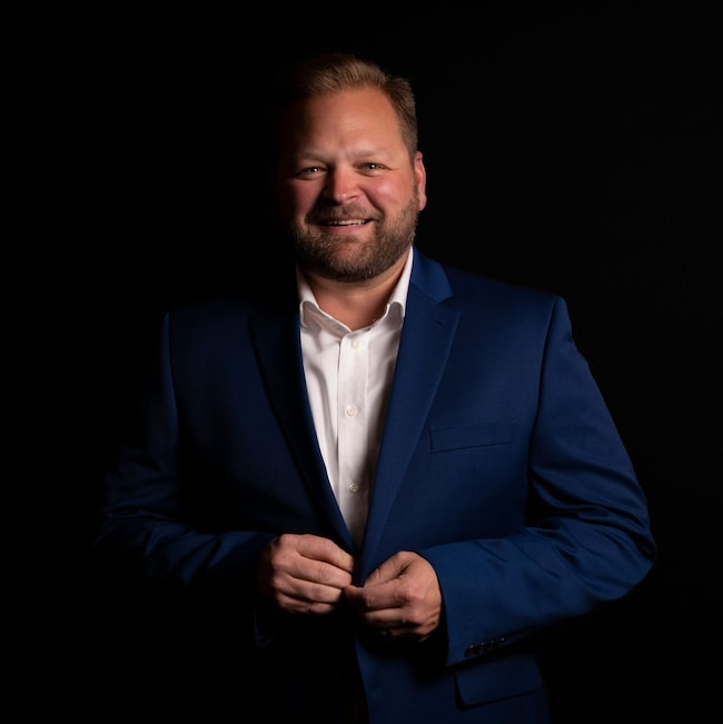 Agent Photo