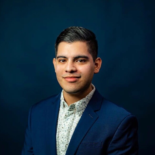 Agent Photo