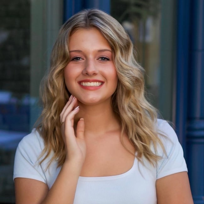 Emily Davis Real Estate Agent - Altare Realty, LLC