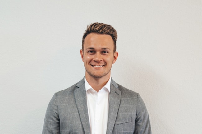 Agent Photo