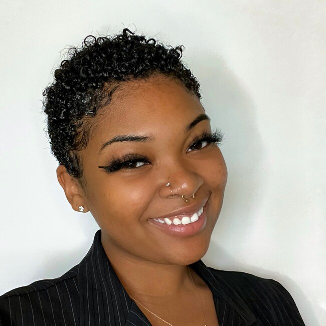 Veronica Thomas Real Estate Agent - Allen Tate Ballantyne