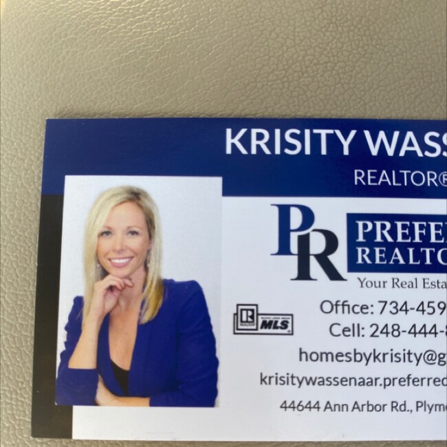 Agent Photo