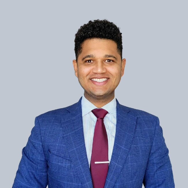Agent Photo