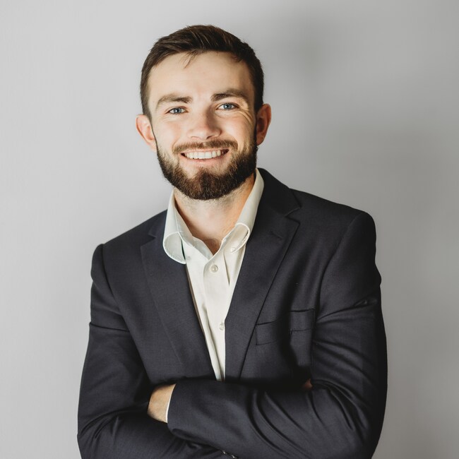 Agent Photo