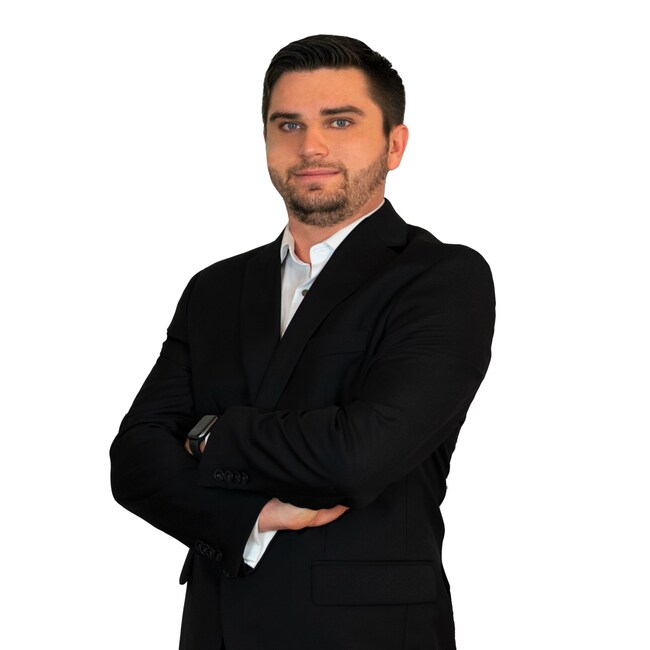 Agent Photo