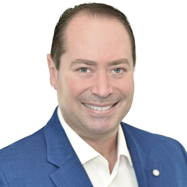 Agent Photo