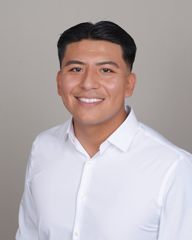 Agent Photo