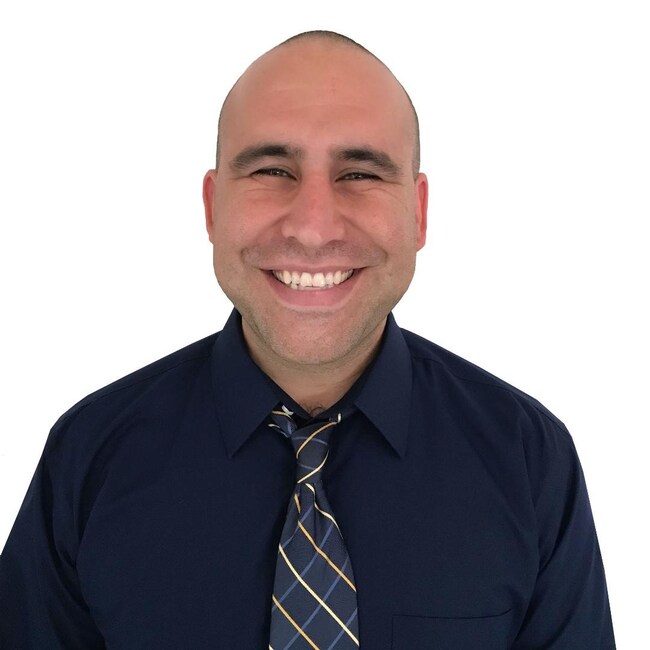 Agent Photo