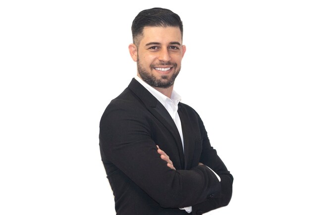 Agent Photo