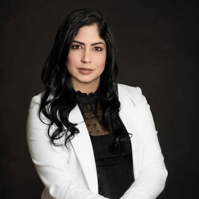 Agent Photo