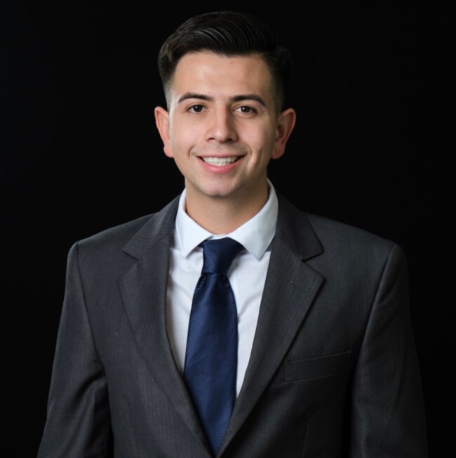 Agent Photo
