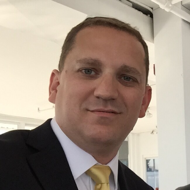 Agent Photo