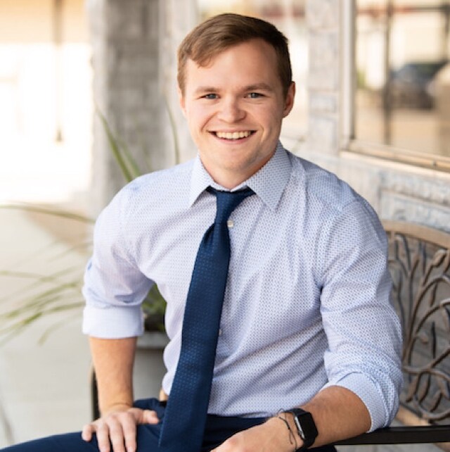 Agent Photo