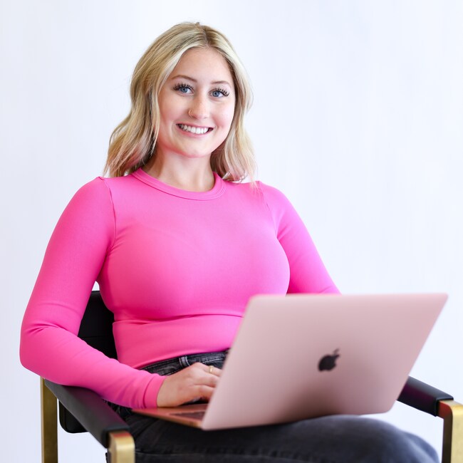 Chloe Britschgi Real Estate Agent - John L. Scott Enumclaw
