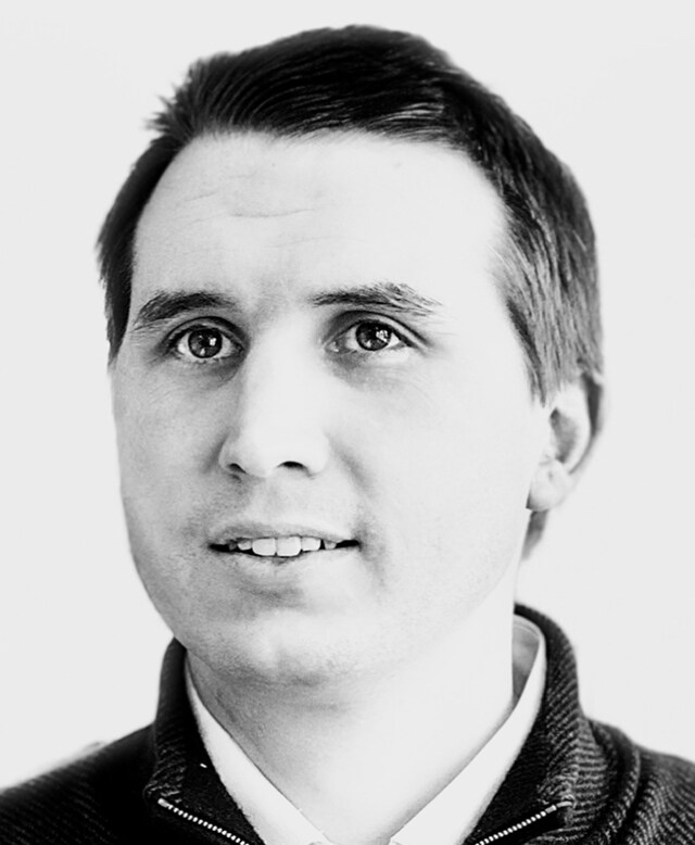 Agent Photo