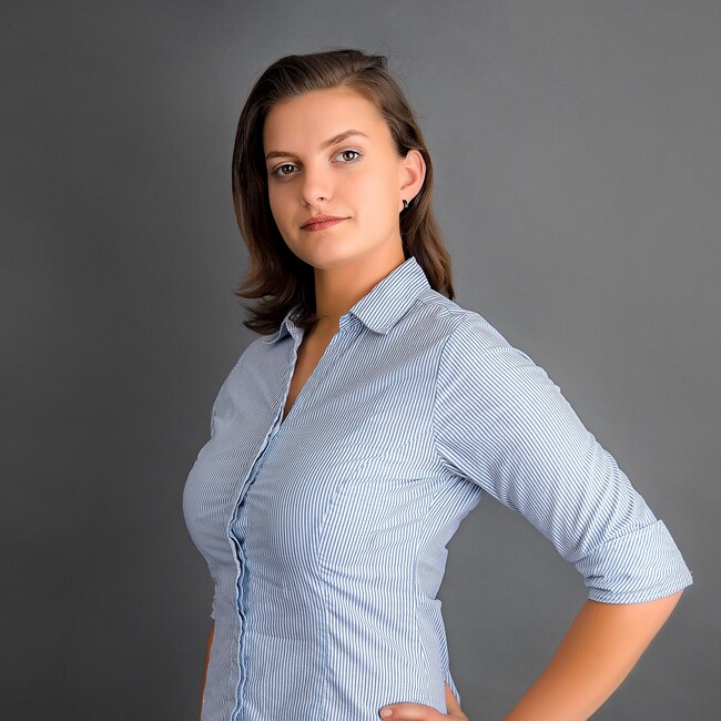 Agent Photo
