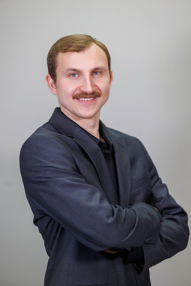 Agent Photo
