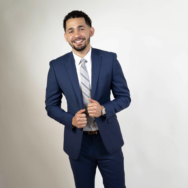 Agent Photo