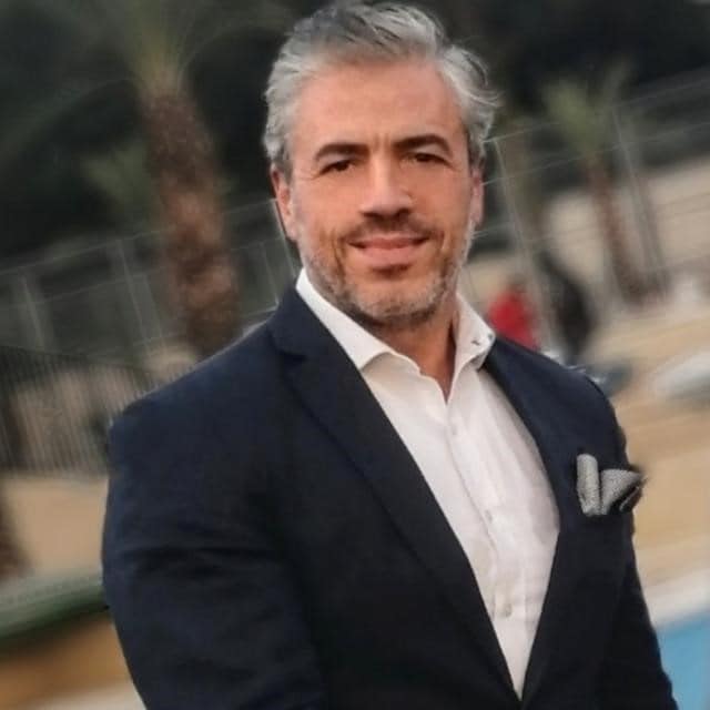 Agent Photo