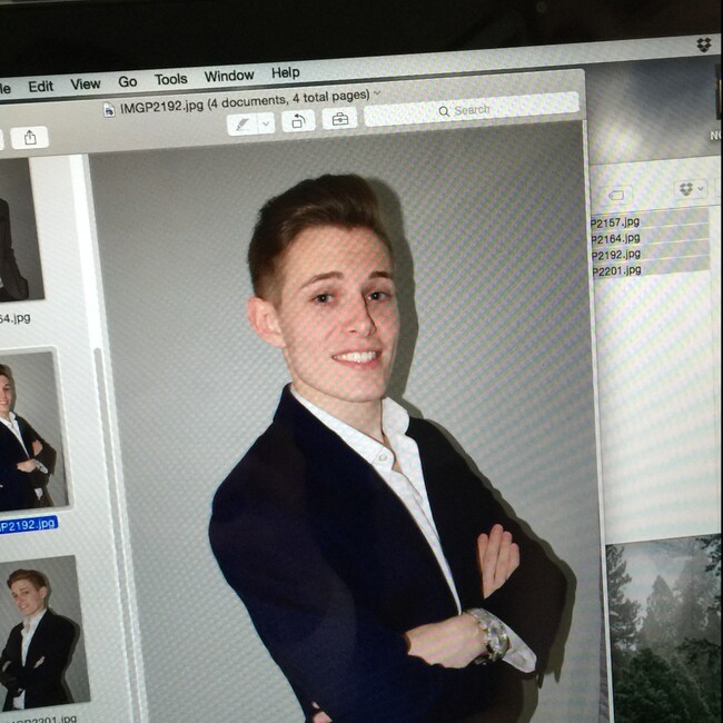 Agent Photo