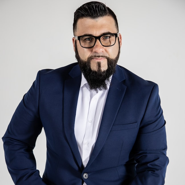 Agent Photo