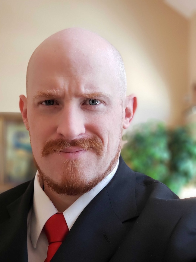 Agent Photo