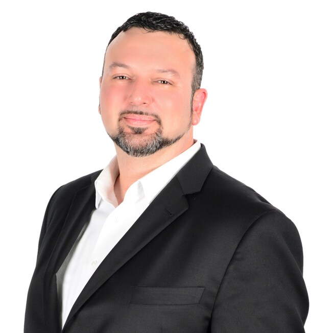 Agent Photo