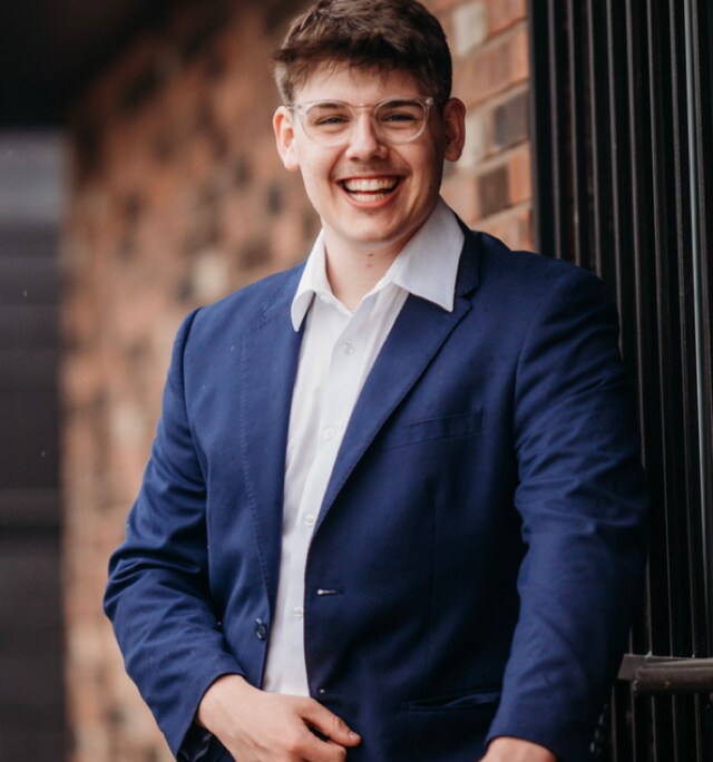 Agent Photo