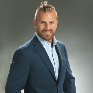 Agent Photo