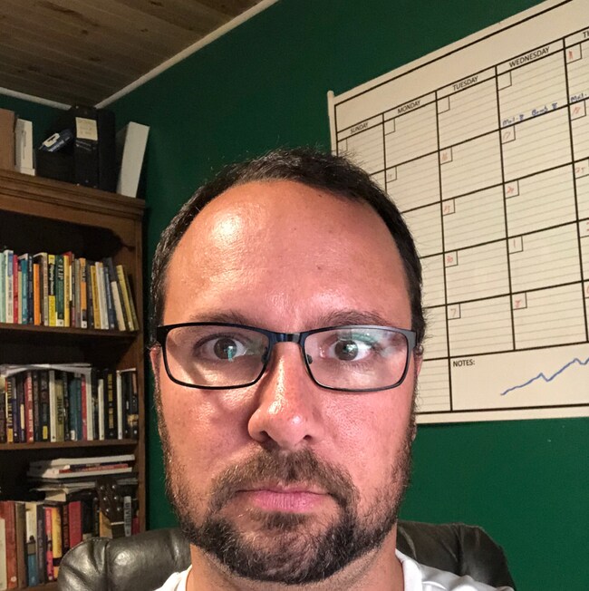 Agent Photo