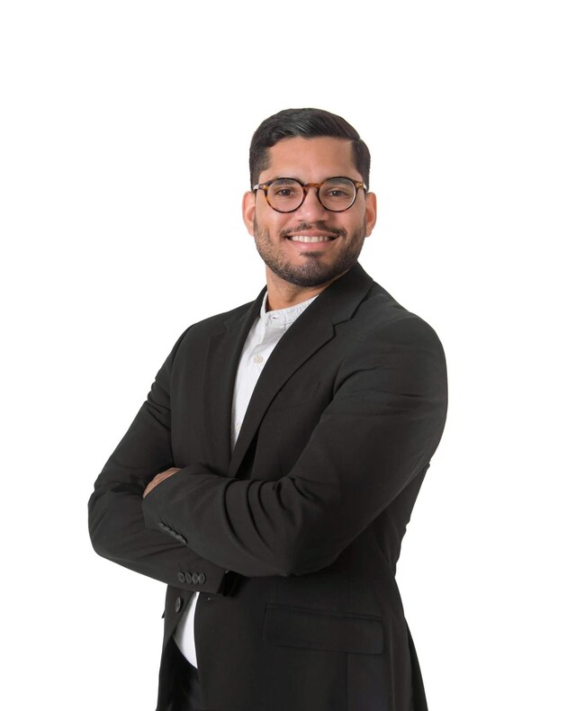 Agent Photo