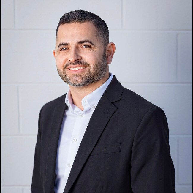Agent Photo