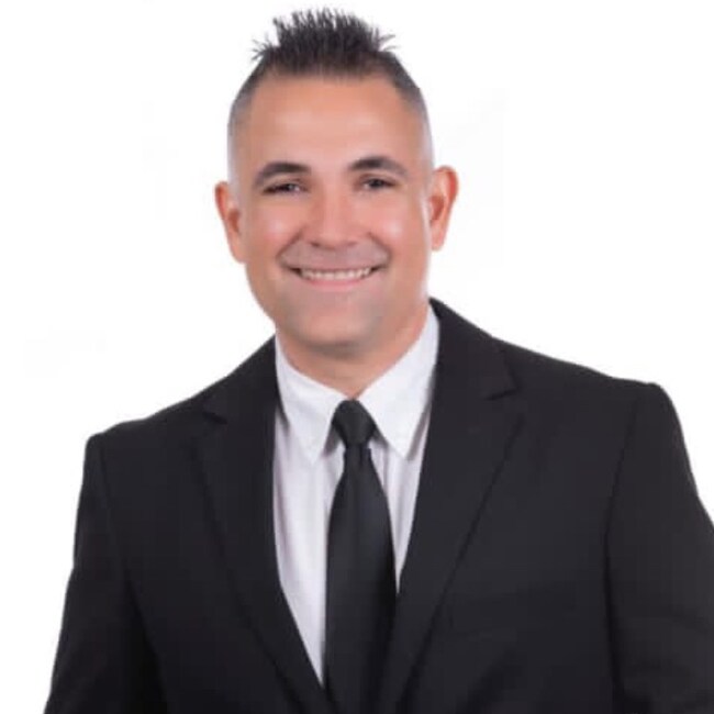 Agent Photo