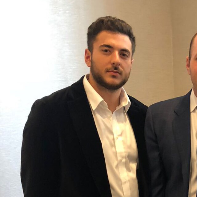 Agent Photo
